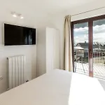 Dorijan With Pool Apartament *