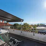 Apartament Dorijan With Pool