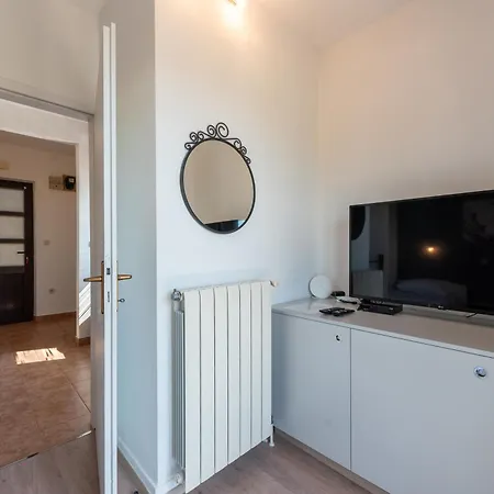 Dorijan With Pool Apartamento *