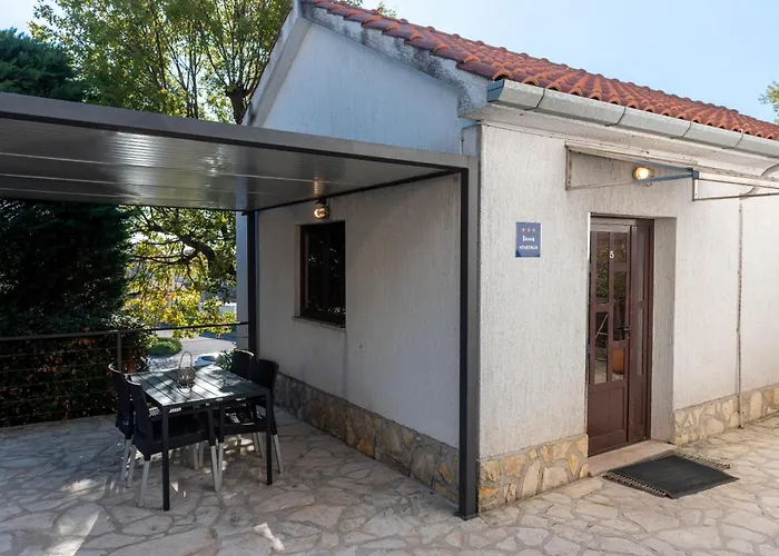 Apartmán Dorijan With Pool *