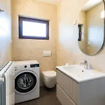 Dorijan With Pool Appartement *
