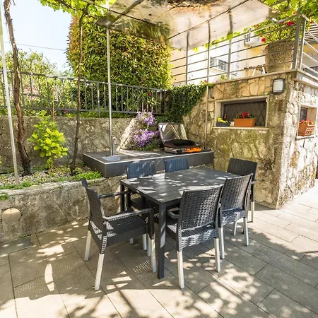 Apartment Dorijan With Pool *