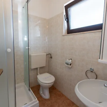 Apartment Dorijan With Pool *