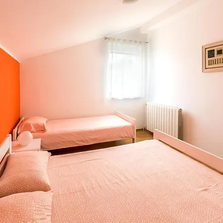 Apartamento Dorijan With Pool