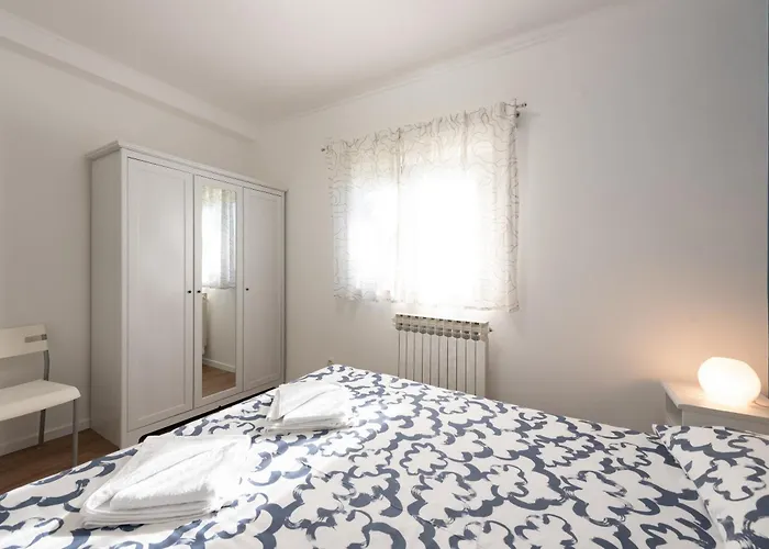 Dorijan With Pool Apartamento *